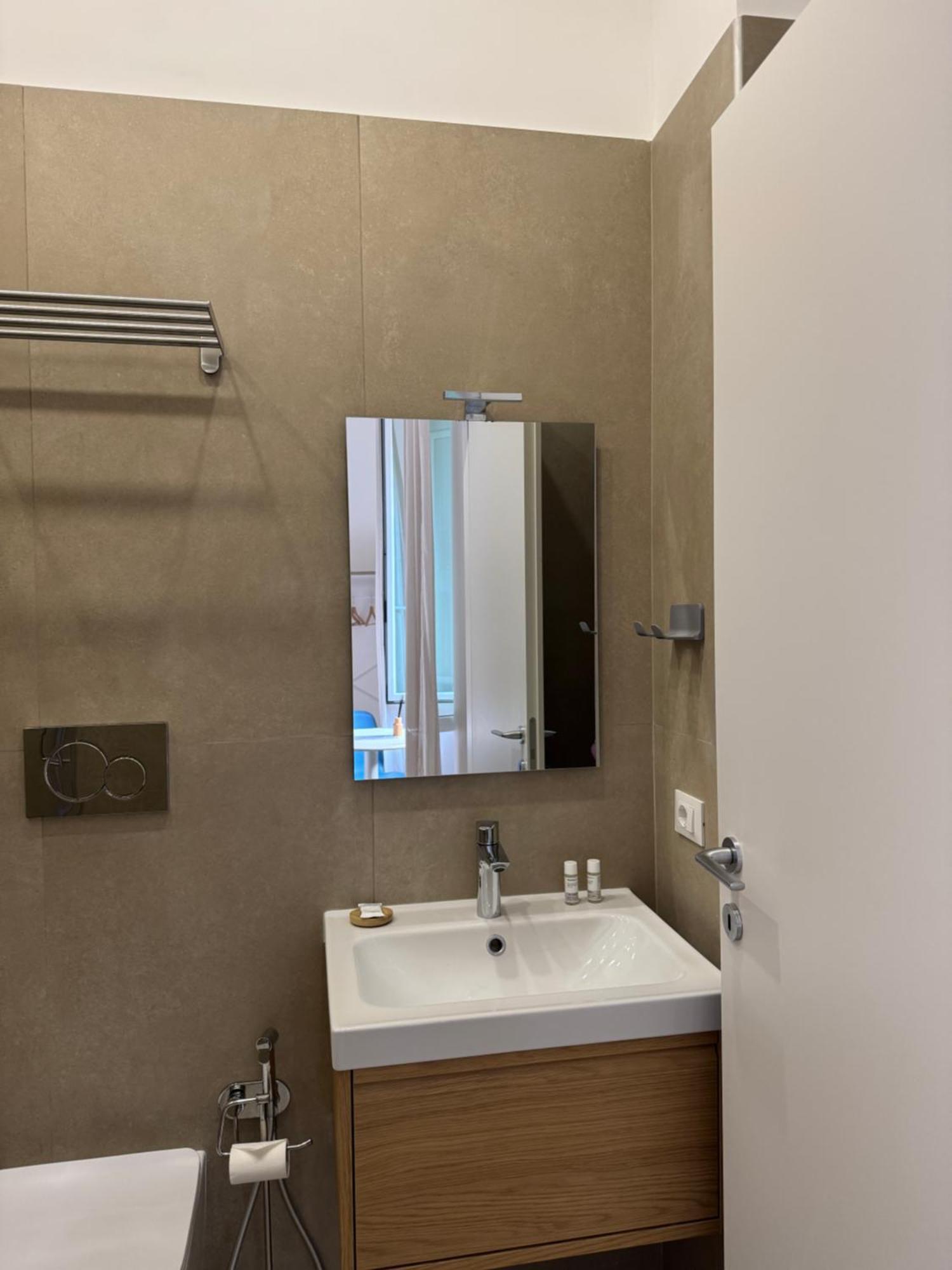 Flat 7 Rome Guesthouse Екстериор снимка